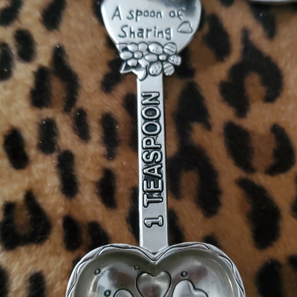 Vintage Measuring Spoon Set Of 4 - Picture 3 of 8